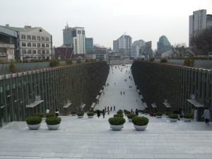 Ewha women's university, uusi puoli